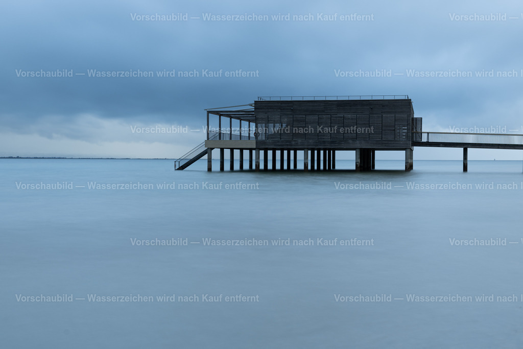 Bodensee | Ehemalige Badehaus an der österreichischen Grenze am Bodensee - Realisiert mit Pictrs.com