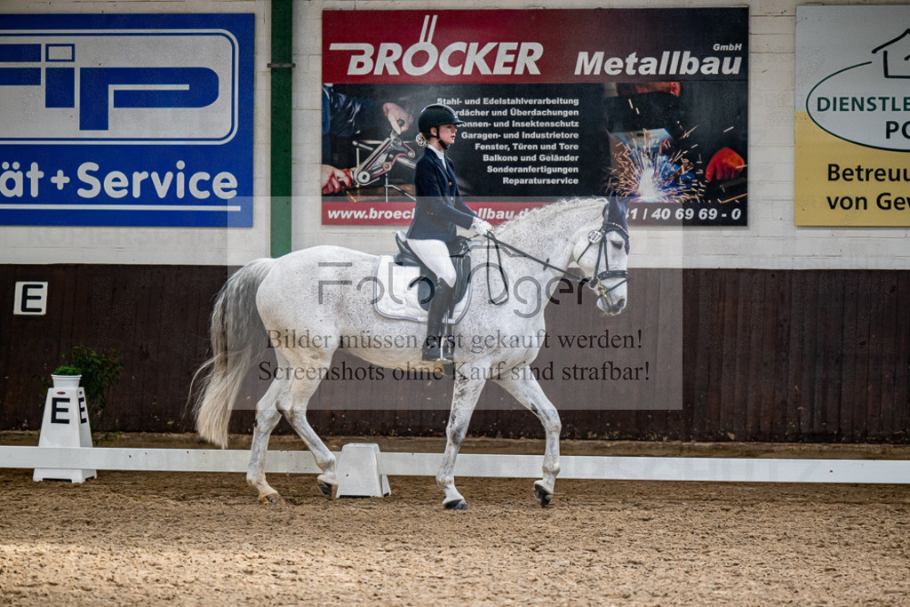 20240310-DOS_0270 | Entdecke hochwertige Reitturnierfotos von Foto Oger. Professionell, emotional und authentisch – jetzt Lieblingsmomente im Shop bestellen.Deutschlandweite Turnierfotografie. - Realisiert mit Pictrs.com