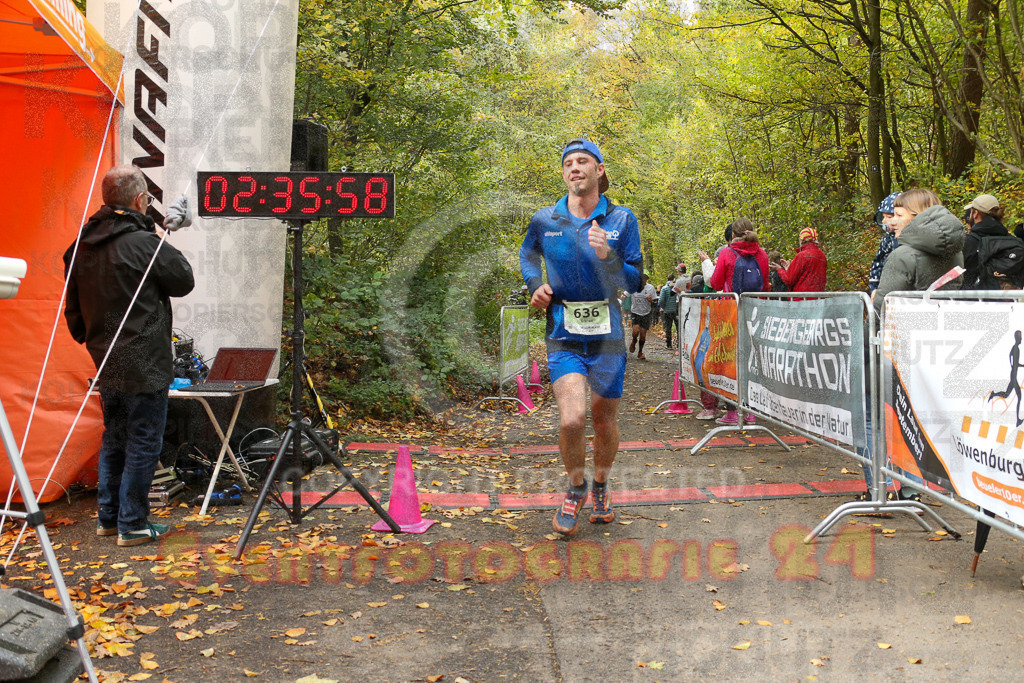 251026_1237_EX1_0837 | Sportfotografie im Rhein-Sieg Kreis, Köln, Bonn, NRW, Rheinland Pfalz, Hessen, etc. Unser Tätigkeitsfeld umfasst den Laufsport vom Volkslauf über den Marathon, Duathlon, Triathon bis zum Ultralauf wie Kölnpfad Ultra oder Schindertrail.