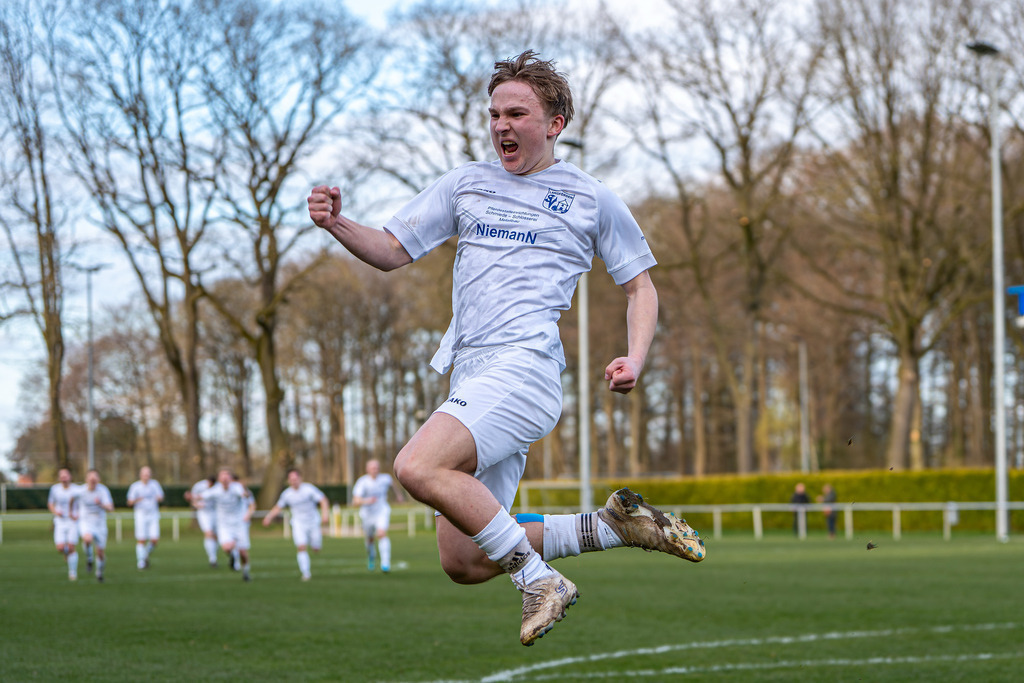 Fußball I Herren I Saison 2025-2026 I Halbfinale Kreispokal VEC I  BW Langförden - TV Dinklage II I 19844 | jns.sportfotos - Realisiert mit Pictrs.com