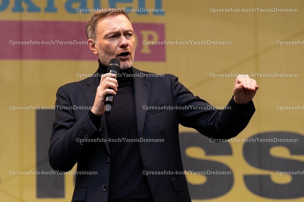 xYDR20022501082 | 20.02.2025, xydrx, Düsseldorf, Wahlkampfveranstaltung FDP: Spitzenkandidat Christian Lindner (Freie Demokratische Partei)