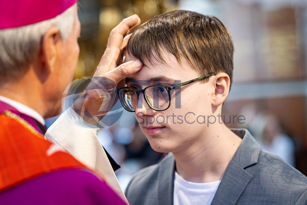 RR5M0931-Verbessert-RR | Firmung Dom Klagenfurt 8.6.24