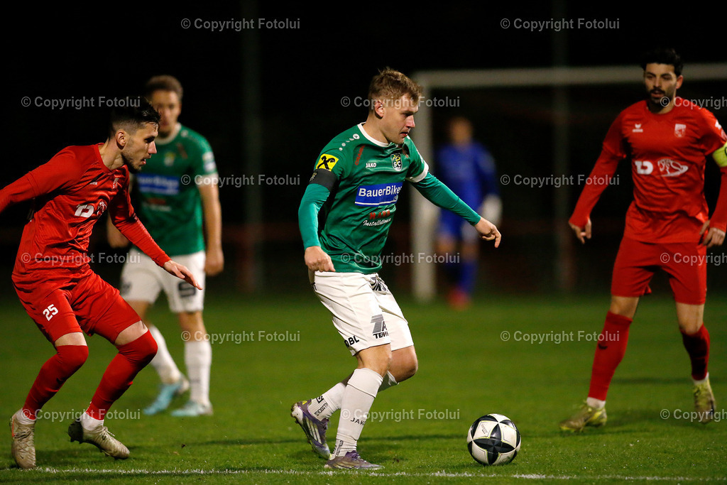 A_LUI_311025_06 | SPORT FUSSBALL REGIONALLIGA MITTE ASKOE OEDT-SC WEIZ 31.10.2025 IM BILD: BELMIN CIRKIC (OEDT) UND (WEIZ ) FOTO:FOTOLUI