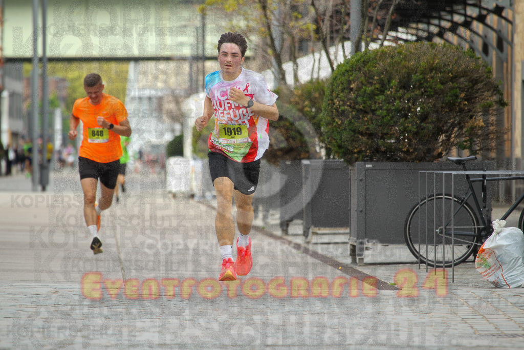 250920_1319_EV4_5219 | Sportfotografie im Rhein-Sieg Kreis, Köln, Bonn, NRW, Rheinland Pfalz, Hessen, etc. Unser Tätigkeitsfeld umfasst den Laufsport vom Volkslauf über den Marathon, Duathlon, Triathon bis zum Ultralauf wie Kölnpfad Ultra oder Schindertrail.