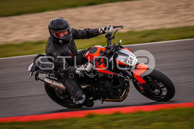 0882-250910-OSL-024_882 | Deine Full-Service-Agentur für ✔️Videoproduktionen und ✔️Motorsportfotografie Jetzt Angebot anfragen!