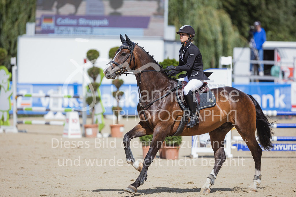 220728_BHO_RegioTour_A-Spr_Reiter-255 | Deine schönsten Turniermomente als professionelle Fotos! Entdecke hochwertige Pferdesport-Fotografie im Online-Shop. Jetzt Fotos finden & bestellen!