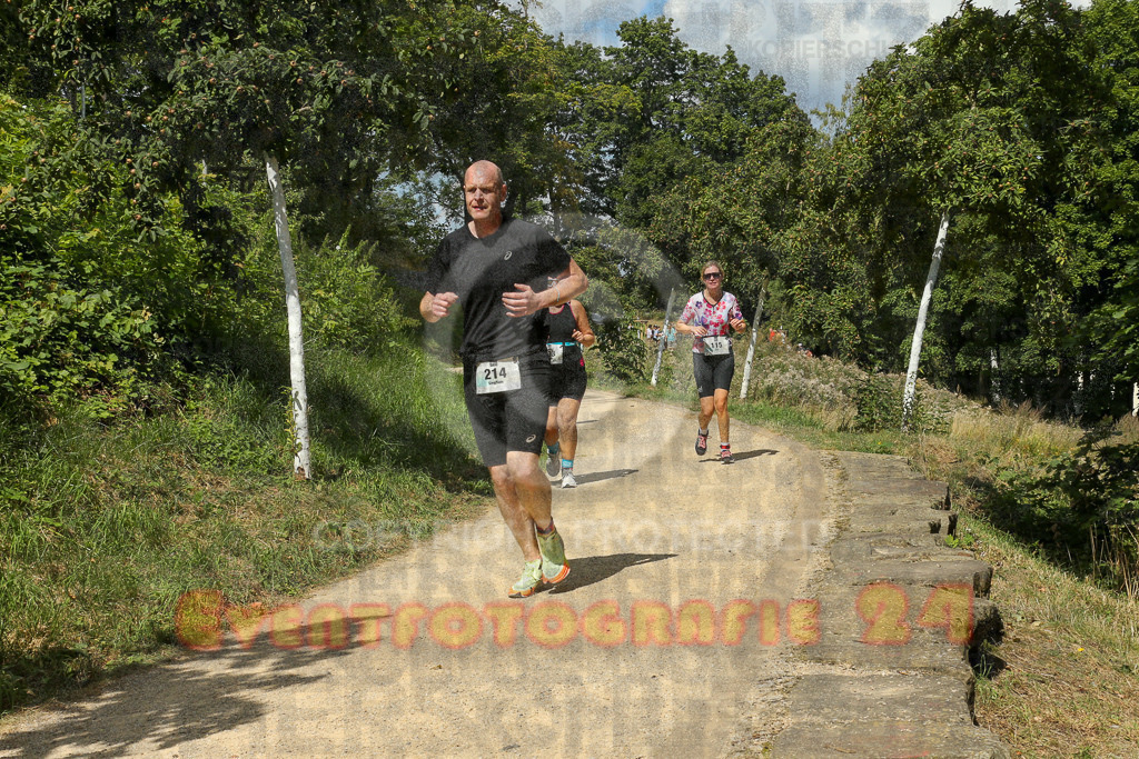 250824_1247_EX1_0552 | Sportfotografie im Rhein-Sieg Kreis, Köln, Bonn, NRW, Rheinland Pfalz, Hessen, etc. Unser Tätigkeitsfeld umfasst den Laufsport vom Volkslauf über den Marathon, Duathlon, Triathon bis zum Ultralauf wie Kölnpfad Ultra oder Schindertrail.