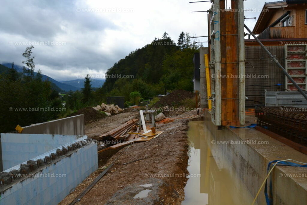 bib-lg04-betonarbeiten-0159 | Nach LV-Leistungsgruppen sortierte Detailfotos über den Bau eines Hauses. Alle Hausbau-Bilder direkt vom Urheber und Autor der Website Haus-Selber-Bauen.com