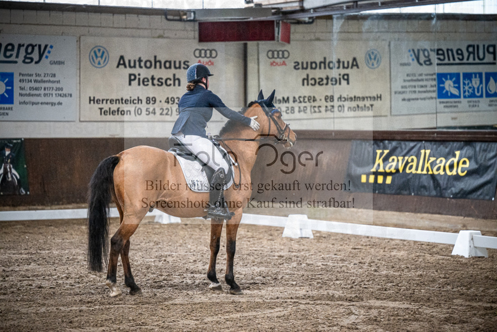 DOS_0116 | Entdecke hochwertige Reitturnierfotos von Foto Oger. Professionell, emotional und authentisch – jetzt Lieblingsmomente im Shop bestellen.Deutschlandweite Turnierfotografie. - Realisiert mit Pictrs.com