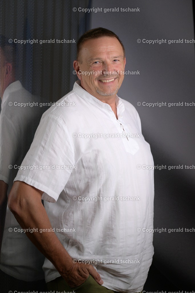 DSC_2242 | Wählen Sie hier bitte Ihr bestes Foto aus, mit diesem Bild wird Ihr Set produziert. Sollten Sie kein Bild wählen oder mehrere suchen wir das Beste aus!