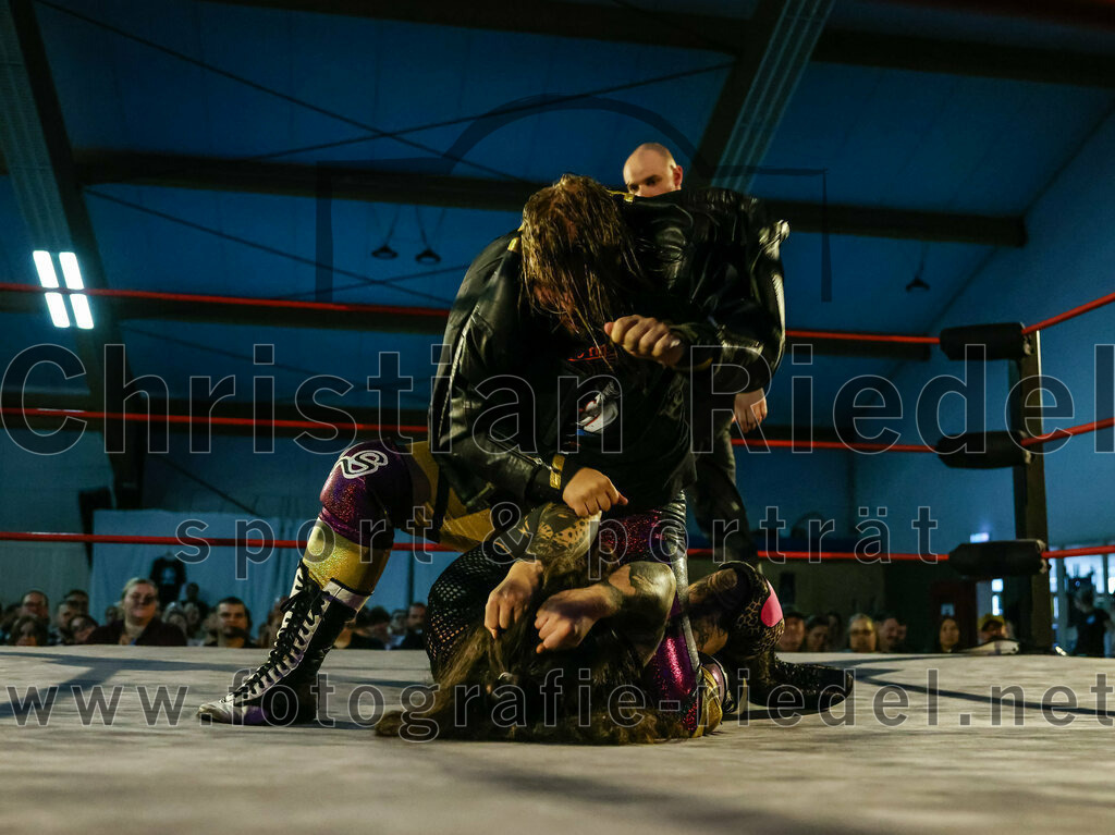 2023-08-12_029_EWS_Wrestling_ERDING | Erding, Deutschland, 12.08.2023:
Wrestling, Saison 2023, EWS Wrestling ERDING

Foto: Christian Riedel / fotografie-riedel.net