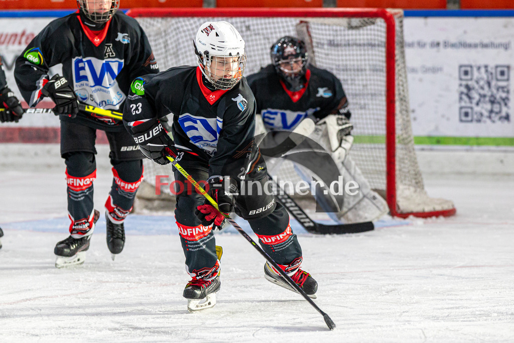 TSV Peißenberg Miners vs EV Lindau | Eishockey BEV U15 Landesliga 2023/2024, TSV Peißenberg Miners vs EV Lindau,
,
2024-03-02 in Peiting (Eisstadion)

Copyright: WolfgangxLindner