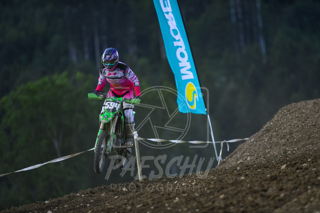 MX2 (480) | Paeschuphoto Shop - Wer nicht sucht der auch nicht findet.Ob Motocrossbilder oder von einem besuchtem Spiel, Hauptsache Action. - Realisiert mit Pictrs.com