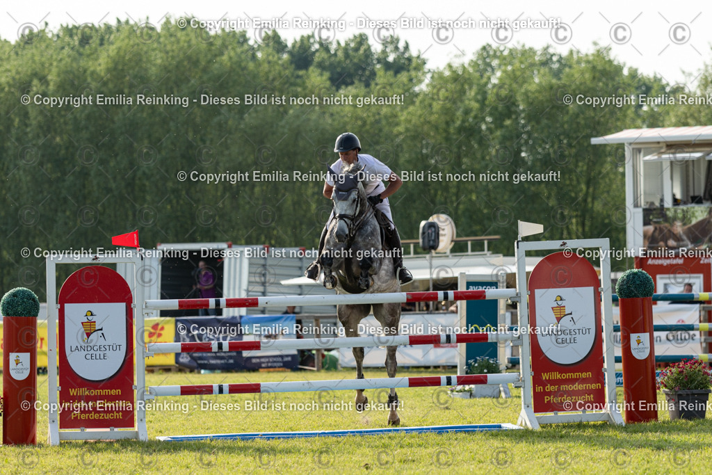 CL5A1035 | Emilia Reinking Fotografie - Realisiert mit Pictrs.com