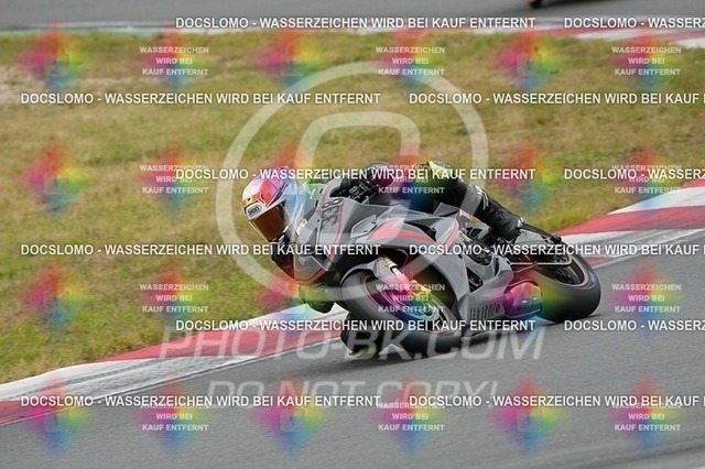 2025_09_01_PBK_43541 | Sportfotografie; SlowMotion; Video; Rennstrecke; Hafeneger; RSE; Speer; Trackday; Motorsportarena; Hockenheimring; Brno; Most; Barcelona; Valencia, Benny; Kaetzmer;