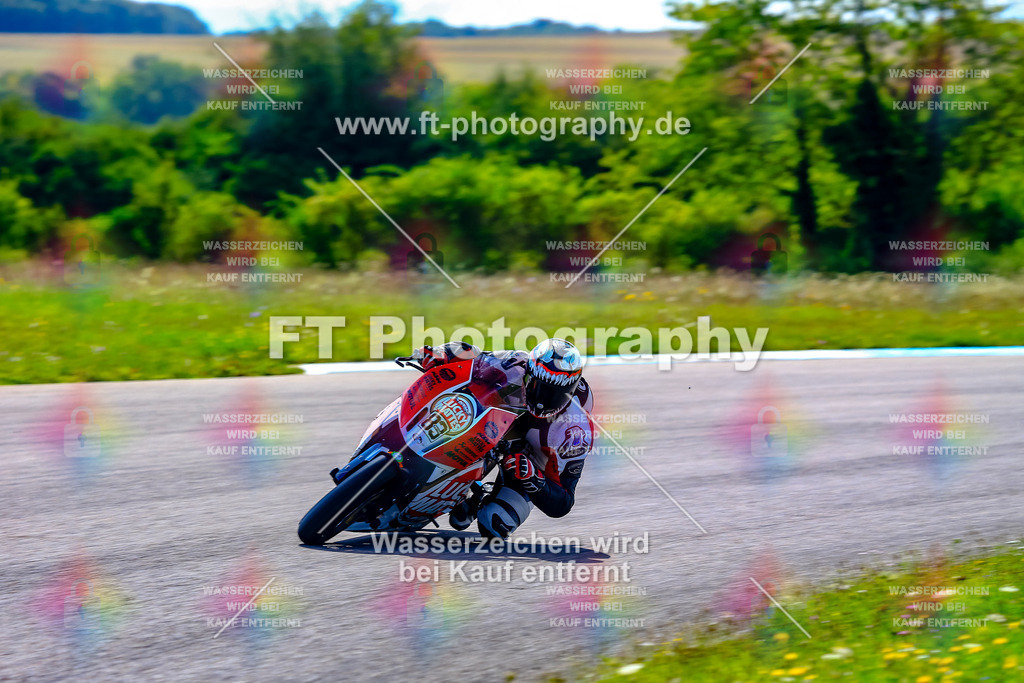 083-5729 | Hier findet Ihr Bilder von Touristenfahrten auf der Nürburgring Nordschleife oder von anderen Veranstaltungen die ich besucht habe. Viel Spass beim Durch Schauen 