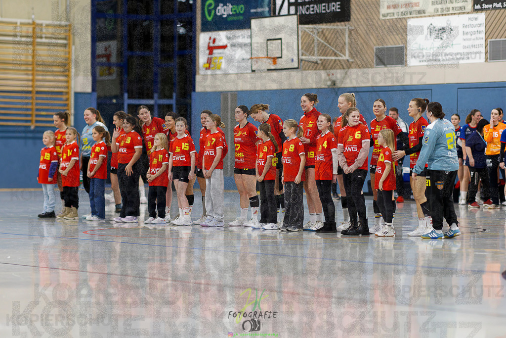 Frauen Regionalliga (HHV); HSG Wettenberg - TV Hüttenberg | Frauen Regionalliga (HHV); HSG Wettenberg - TV Hüttenberg am 06.12.2025 in Launsbach (Wettenberg) (Halle GS Launsbach (Wettenberg))Photo © 2025 - Jörg Heinrich - Realisiert mit Pictrs.com