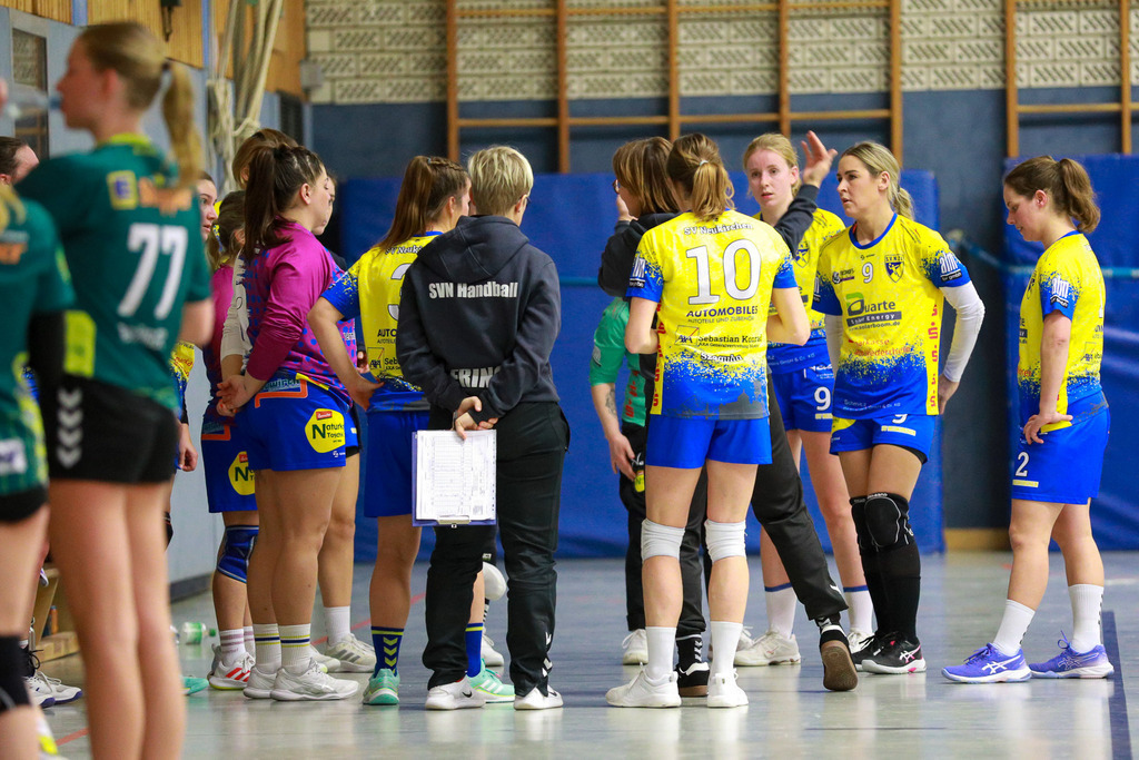 SVN_ SVFriedrichsfeld_141224_048 | Bildergalerie von Sport-Ereignissen aber auch von weiteren spannenden Dingen - nicht nur vom Niederrhein. In Anlehnung an den bekannten Spruch von Hanns Dieter Hüsch heißt das Motto: "Niederrhein ist überall".  - Realisiert mit Pictrs.com