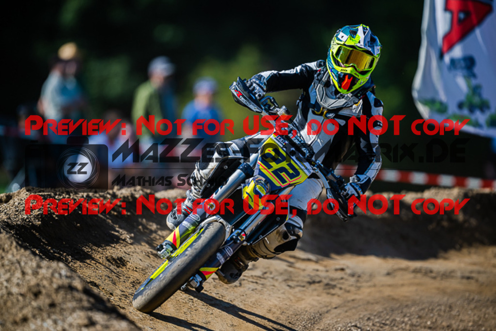 MaZZes_FotoMatrix_220904_7378 | S4