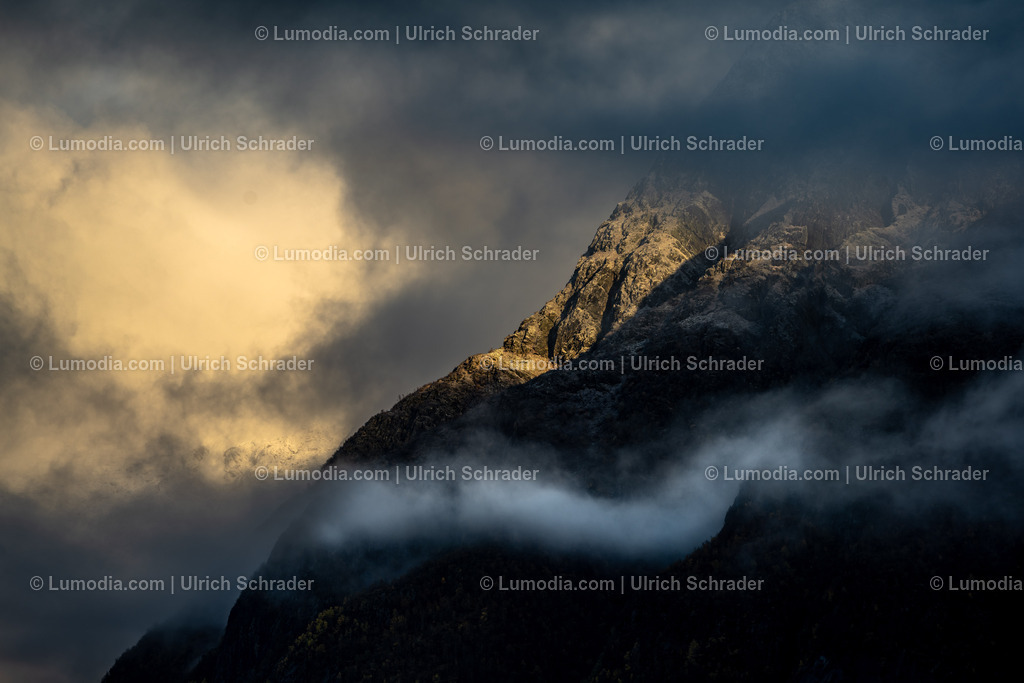 10047-10047 - In der Region Sognefjord - Norwegen | Stockfoto und Bilderpool mit Bildmaterial aus Deutschland, dem Harz, Halberstadt, Quedlinburg, Wernigerode und weltweit. Qualitativ hochwertige und professionelle Fotos anschauen und kaufen. - Realisiert mit Pictrs.com