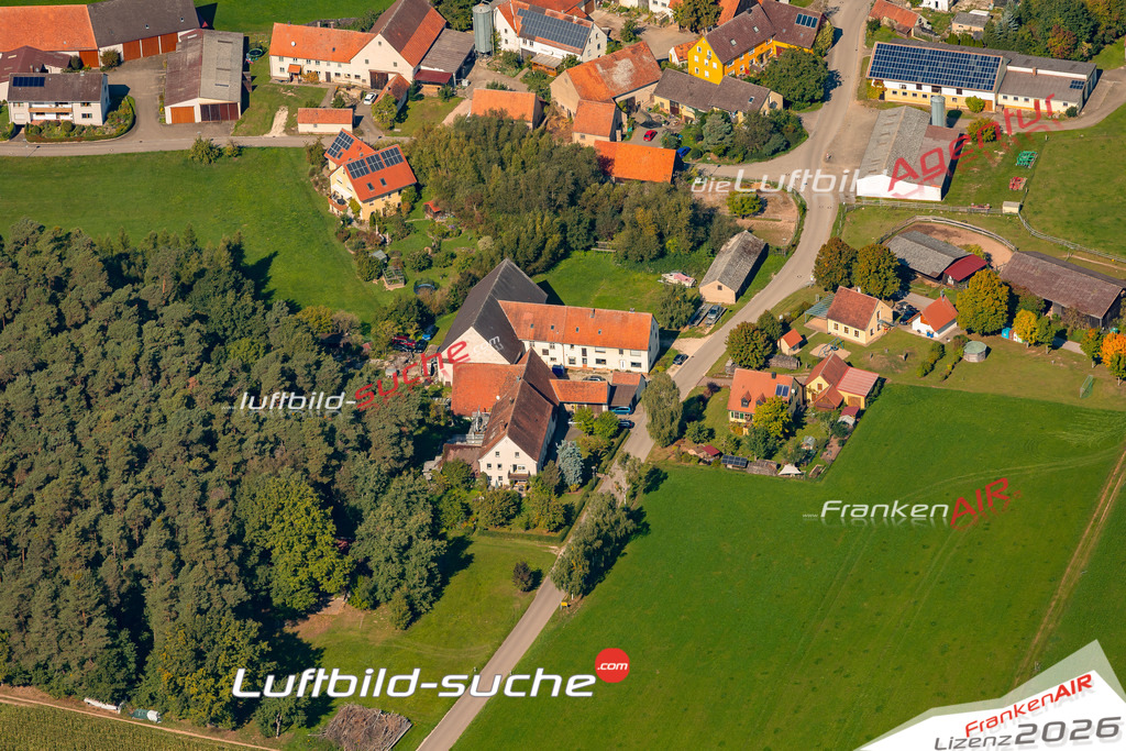 Schrägluftbild  Ziegendorf  Petersaurach - Das Luftbild wurde 2025 vom UL-Flugzeug heraus erstellt ( keine Drohne ) - Hochauflösende Luftaufnahme -Nicht vergleichbar mit Google Maps oder Satelittenbilder- Die Geschenkidee !Mit Lizenz und Bildrechte bestellbar