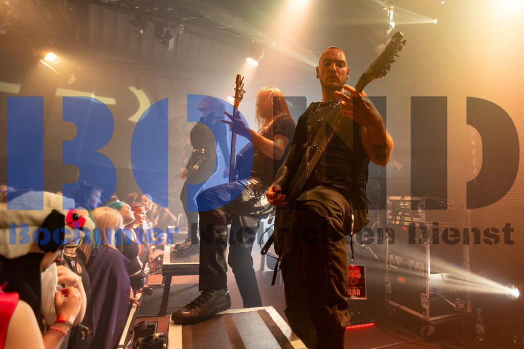 SES_ENIKOL20250501-51 | bond - Realisiert mit Pictrs.com