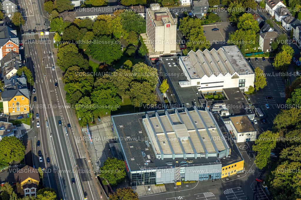 Siegen230912706 | Luftbild, Siegerlandhalle, Leonhard-Gläser-Saal, Amedia Hotel, Hochhaus, Siegen-Kernband, Siegen, Siegerland, Nordrhein-Westfalen, Deutschland