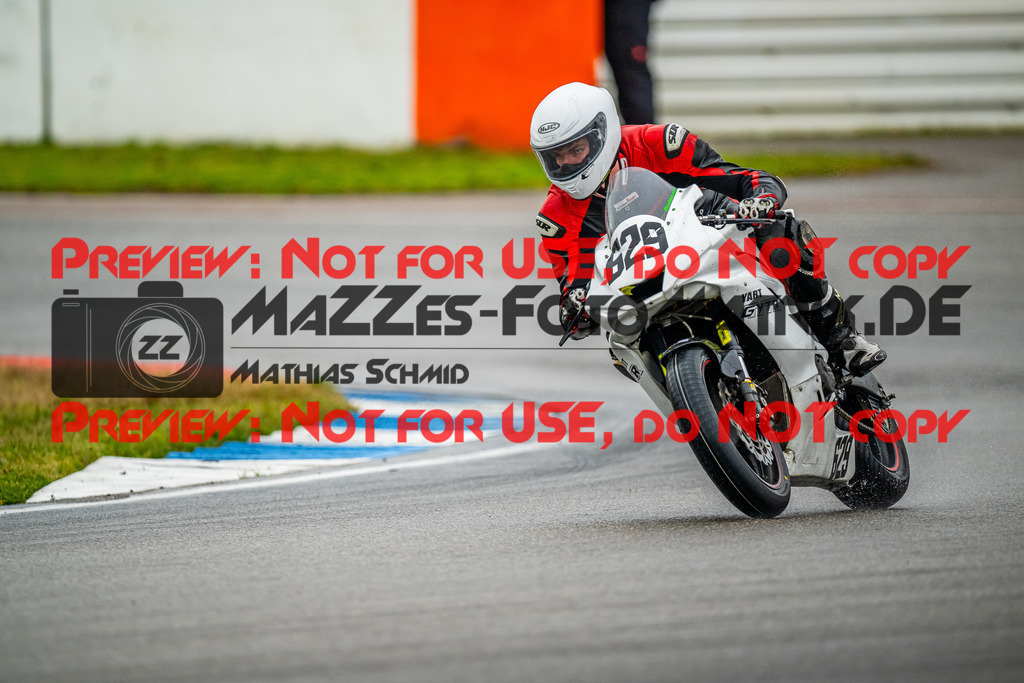 MaZZes_Fotomatrix_20240401_6007705_3022 | Fotograf Mathias Schmid
Sportfotograf,
Eventfotograf,
Hochzeitsfotograf,
Portraitfotograf