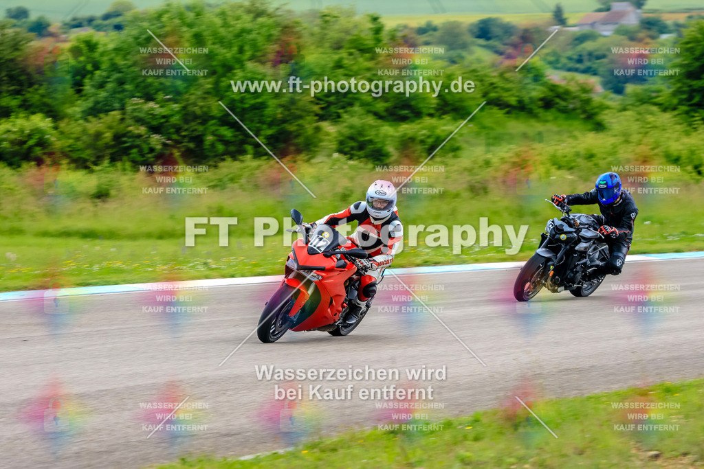 MotoTeam-3360 | Hier findet Ihr Bilder von Touristenfahrten auf der Nürburgring Nordschleife oder von anderen Veranstaltungen die ich besucht habe. Viel Spass beim Durch Schauen 