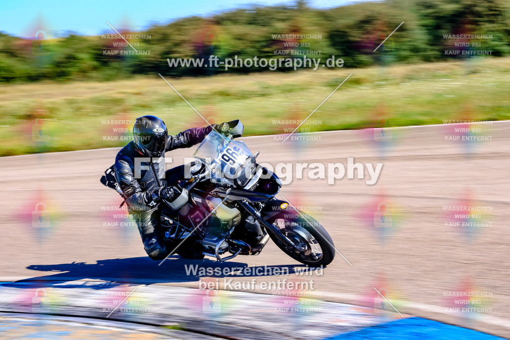 096-2484 | Hier findet Ihr Bilder von Touristenfahrten auf der Nürburgring Nordschleife oder von anderen Veranstaltungen die ich besucht habe. Viel Spass beim Durch Schauen 