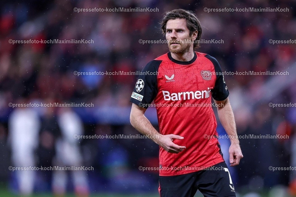 UCL29012502300 | 29.01.2025, Fußball, Bayer 04 Leverkusen - AC Sparta Prag, UEFA Champions League, 8. Spieltag, BayArena, Saison 2024 2025: Jonas Hofmann (Bayer04 Leverkusen #7)