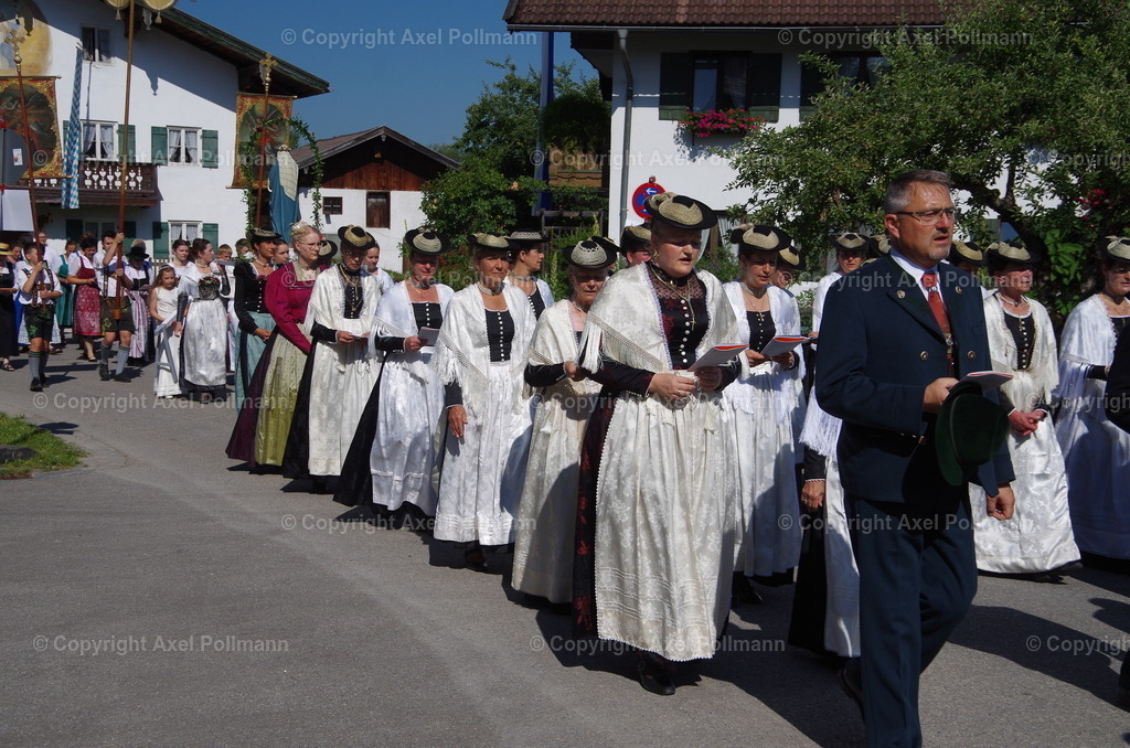 IMGP5415 | fotografiert von Axel PollmannLeonhardi Wallfahrt Benediktbeuern und Murnau, Fronleichnam, Fasching, Landschaft im Loisachtal und Benediktbeuern  - Realisiert mit Pictrs.com