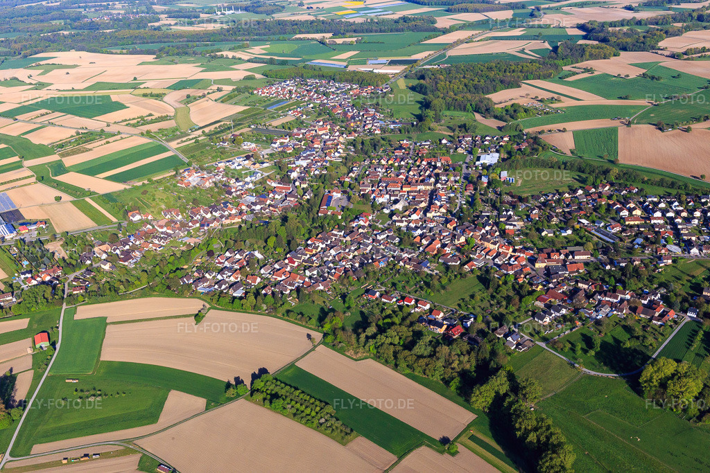 Luftbild: Ortsansicht von Nordwesten im Ortsteil Scherzheim in Lichtenau im Bundesland Baden-Württemberg in Deutschland. Foto: IMG_099086.jpg vom 23.04.2017 durch Werner Riehm/FLY-FOTO.de