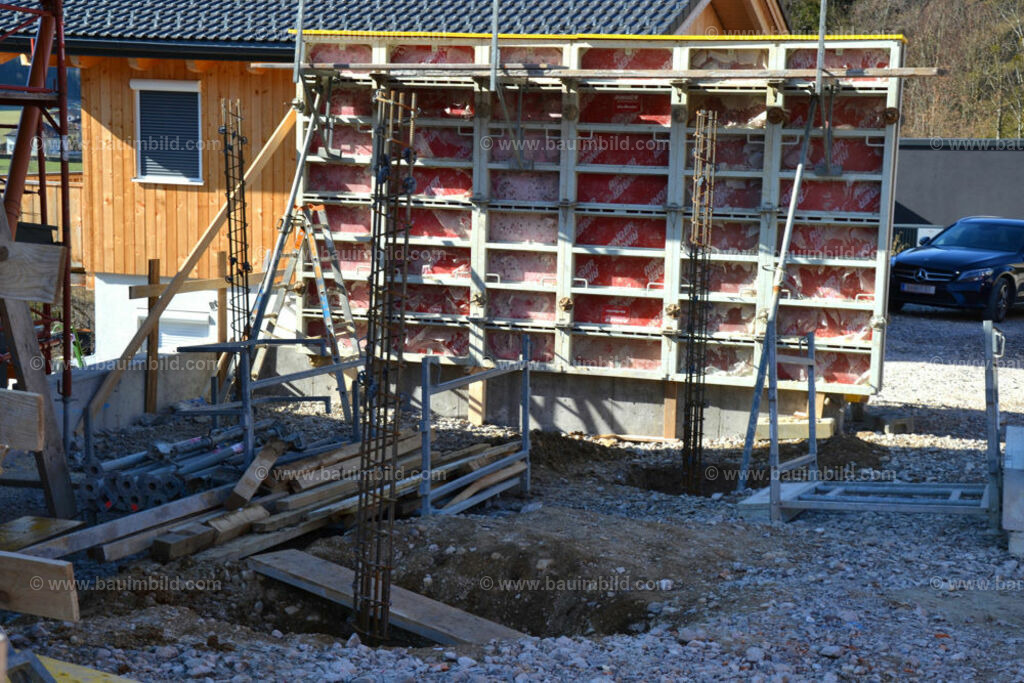 bib-lg04-sonstige-betonarbeiten-0758 | Nach LV-Leistungsgruppen sortierte Detailfotos über den Bau eines Hauses. Alle Hausbau-Bilder direkt vom Urheber und Autor der Website Haus-Selber-Bauen.com