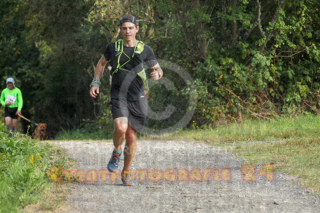 250830_1615_EV4_4628 | Sportfotografie im Rhein-Sieg Kreis, Köln, Bonn, NRW, Rheinland Pfalz, Hessen, etc. Unser Tätigkeitsfeld umfasst den Laufsport vom Volkslauf über den Marathon, Duathlon, Triathon bis zum Ultralauf wie Kölnpfad Ultra oder Schindertrail.