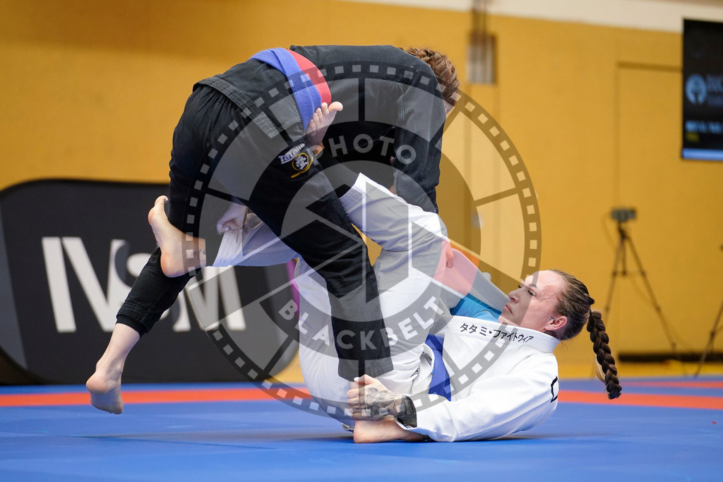 20240203PBB05891 | Fighters compete during the Brazilian Jiu-Jitsu Championship of the AJP Tour in Maintal by Frankfurt am Main, Germany, on February 2, 2024.