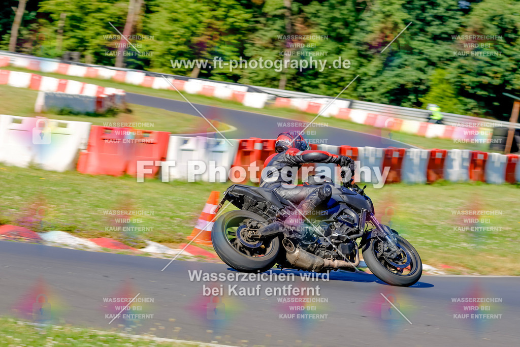 _MOT5274 | Hier findet Ihr Bilder von Touristenfahrten auf der Nürburgring Nordschleife oder von anderen Veranstaltungen die ich besucht habe. Viel Spass beim Durch Schauen 