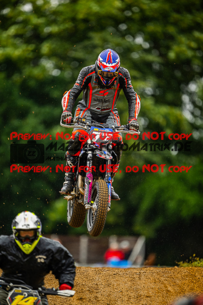 MaZZes_FotoMatrix_230701_2799 | UE40