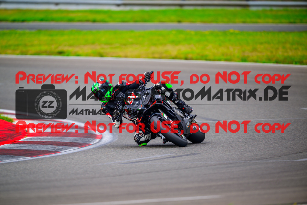 MaZZes_Fotomatrix_20250723_6007705_5510-2 | ROT