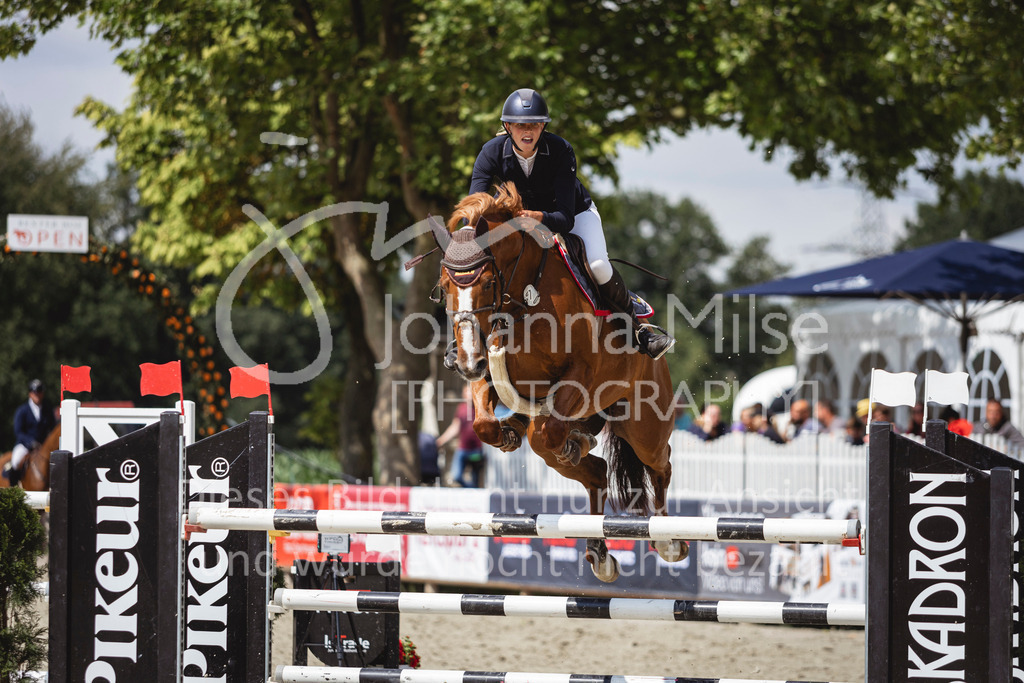 240712_BHO_ZweiPh-M2-1-543 | Deine schönsten Turniermomente als professionelle Fotos! Entdecke hochwertige Pferdesport-Fotografie im Online-Shop. Jetzt Fotos finden & bestellen!