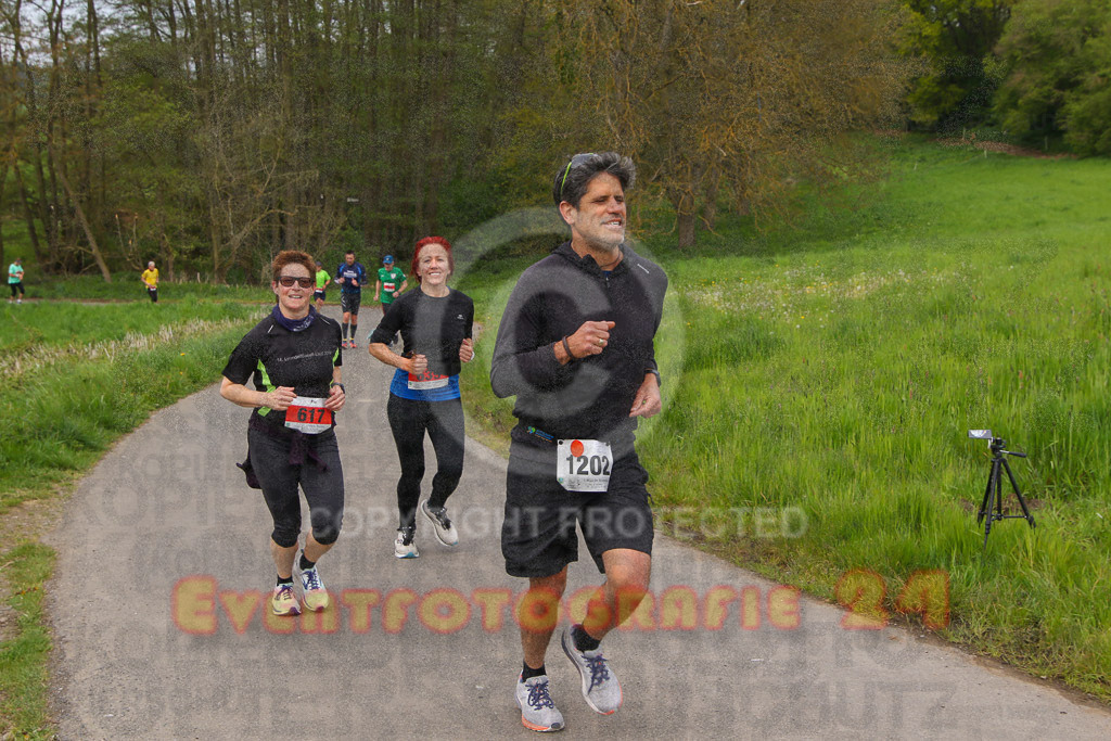 220501_1013_EV8_0101 | Sportfotografie im Rhein-Sieg Kreis, Köln, Bonn, NRW, Rheinland Pfalz, Hessen, etc. Unser Tätigkeitsfeld umfasst den Laufsport vom Volkslauf über den Marathon, Duathlon, Triathon bis zum Ultralauf wie Kölnpfad Ultra oder Schindertrail.