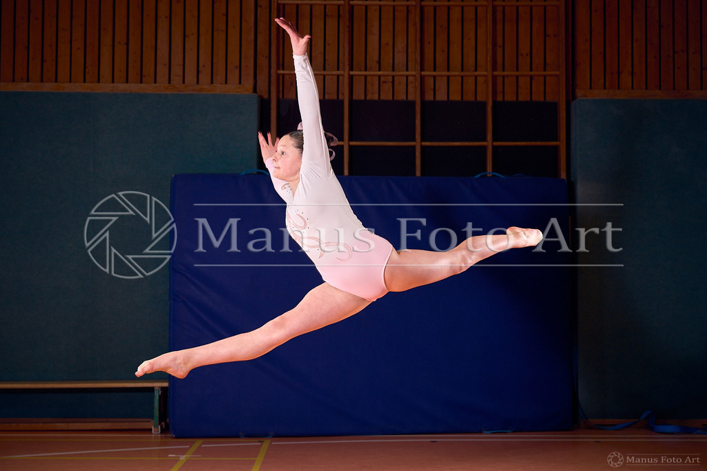 B-DSC00226 | Professionelle Sportfotografie in Hamburg, Schleswig-Holstein und Niedersachsen – spezialisiert auf Rhönrad, Geräteturnen, Leistungsturnen und rhythmische Sportgymnastik. Bundesweite Begleitung von Rhönrad-Events. Jetzt Sport-Fotos - Realisiert mit Pictrs.com