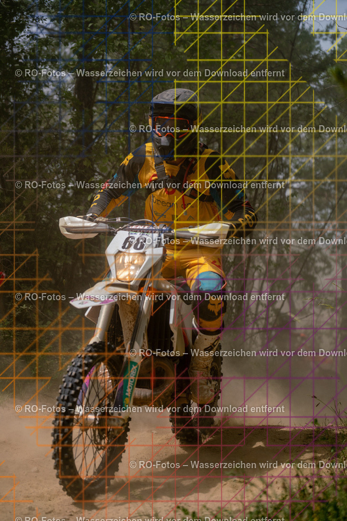 Niederwürzbach 2 Lauf-1060 | Sportfotografie von RO-Fotos: Motorsport, Motocross, Enduro, Laufveranstaltungen und Triathlon. Professionelle Fotos von Sportlern und Events. - Realisiert mit Pictrs.com