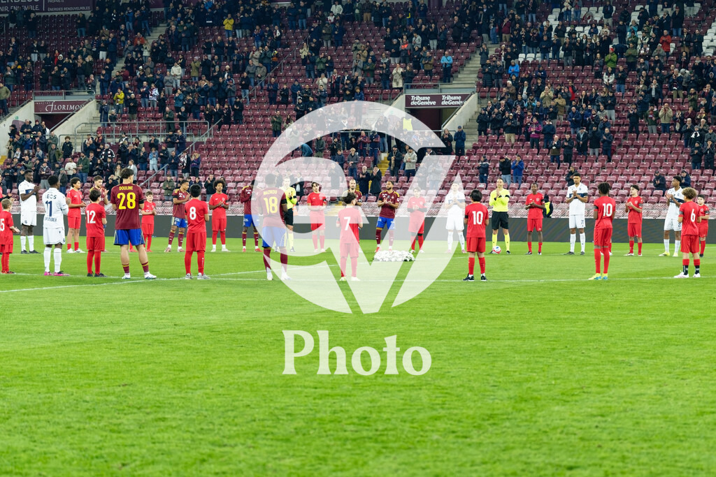 Brack Super League - Servette FC v FC Lausanne-Sport | Minute of silence in honor of the tragedy in Crans-Montana during the Brack Super League match between Servette FC and FC Lausanne-Sport at Stade de Geneve in Geneva, Switzerland