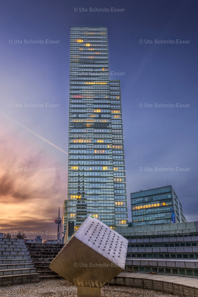 Koeln-Mediapark_06 | CEUS Design - Realisiert mit Pictrs.com