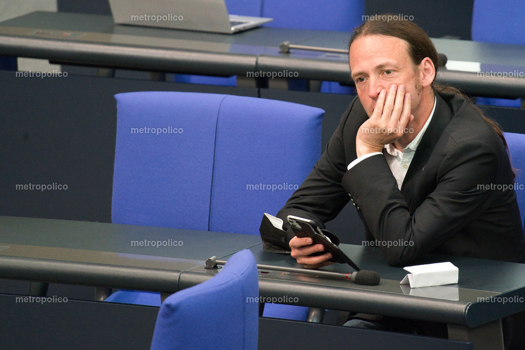 Pascal Meiser | Metropolico