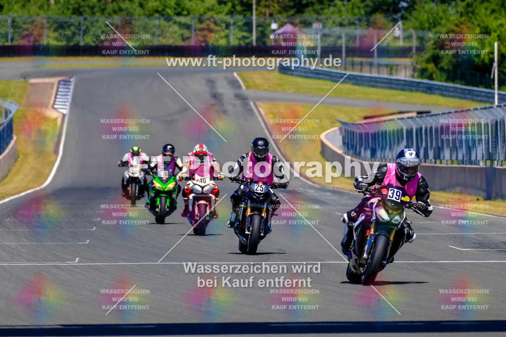 _TCM6141 | Hier findet Ihr Bilder von Touristenfahrten auf der Nürburgring Nordschleife oder von anderen Veranstaltungen die ich besucht habe. Viel Spass beim Durch Schauen 
