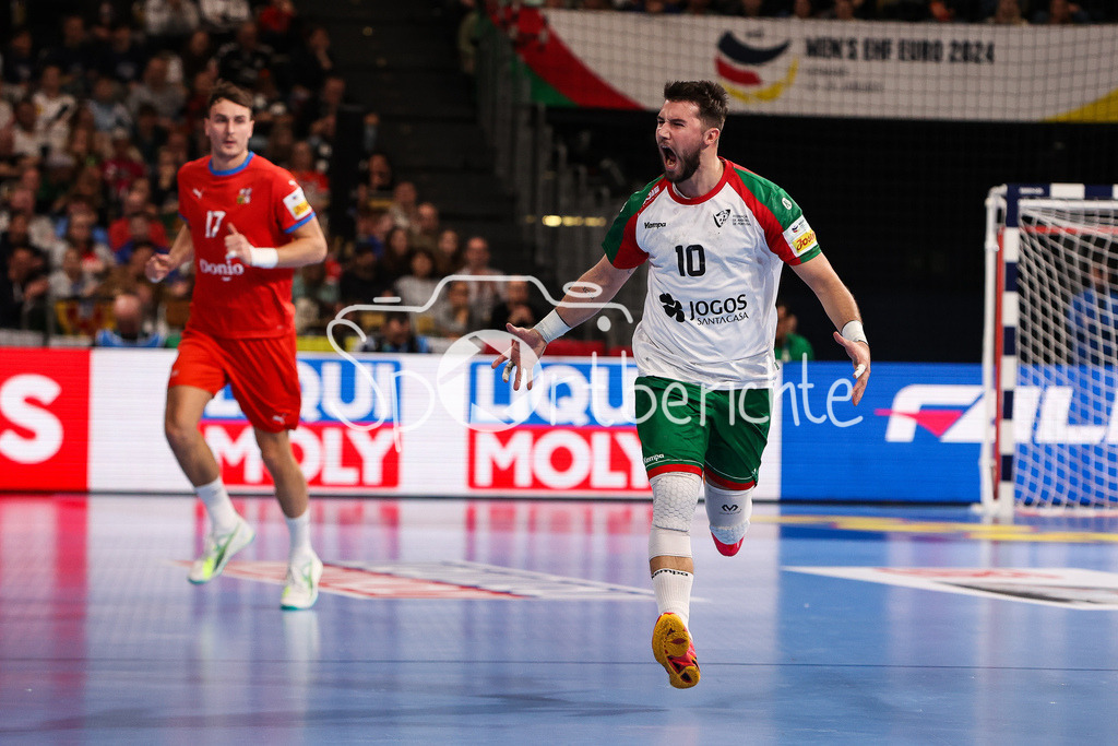 Tschechien - Portugal | Miguel MARTINS (POR #10) jubelt nach einem Treffer / Freude / Tor / Torschuetze