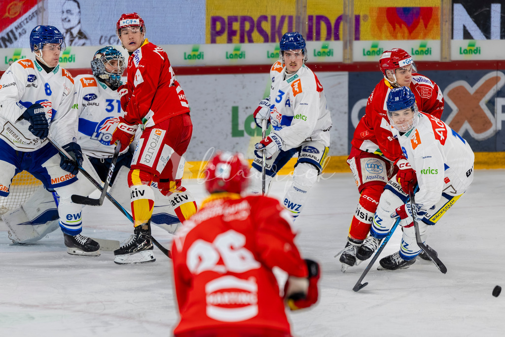 EHCB vs GCK 20260104-7580 | Sportbilder, Sportfotograf, Hochzeits- und Eventfotografin, Flugshows, Portraits und Tiershooting, Aviation, Downhill, Nationalleague, Swissleague, International