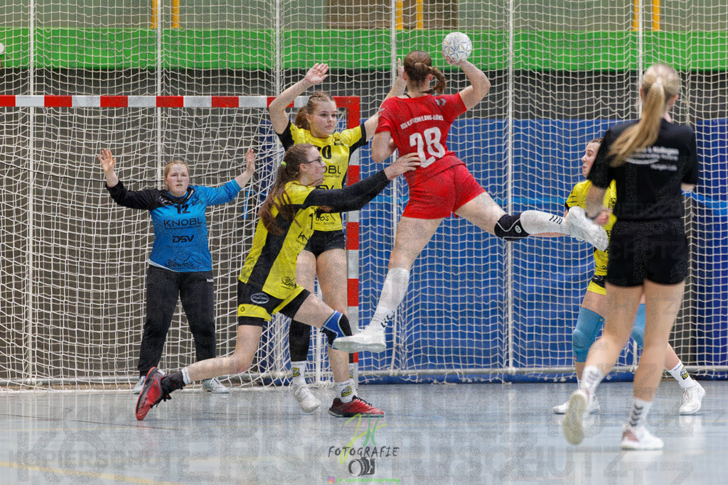 Hessenmeisterschaft wJC - Finale; HSG Kleenheim - HSG Weiterstadt/ Braunsh.Worf. | Hessenmeisterschaft wJC - Finale; HSG Kleenheim - HSG Weiterstadt/ Braunsh.Worf. am 22.03.2025 in Biedenkopf (Sporthalle Lahntalschule)Photo © 2025 - Jörg Heinrich - Realisiert mit Pictrs.com